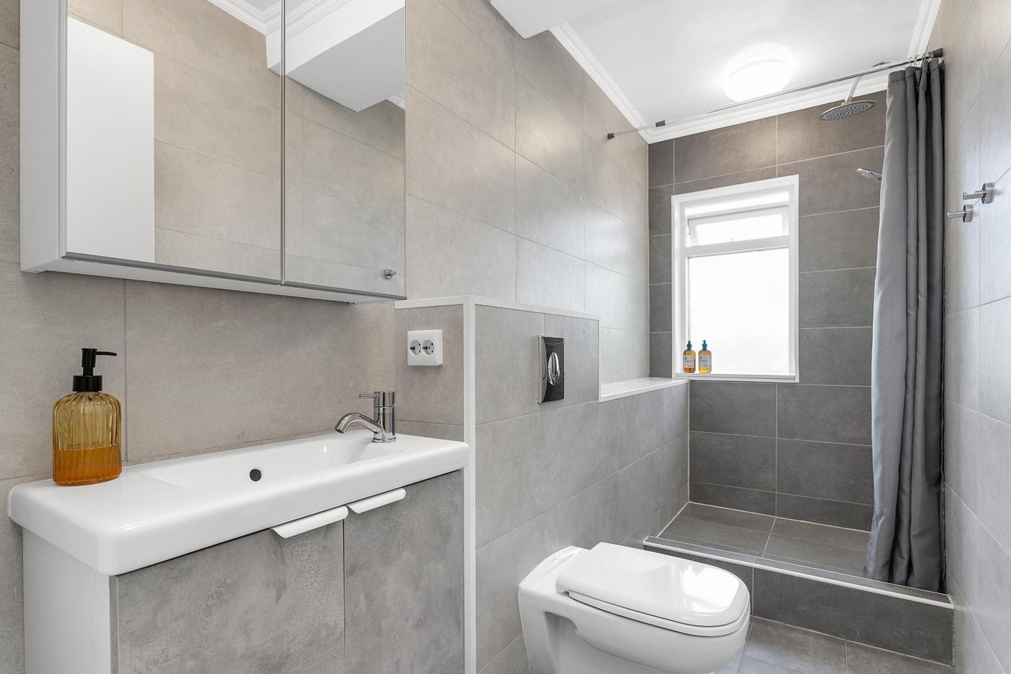 Reykjavik Central Guesthouse Екстер'єр фото